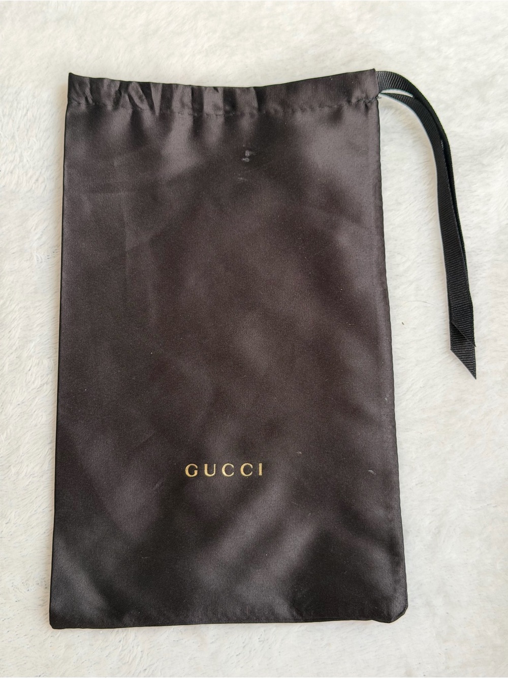 Gucci Black Drawstring Dust Bag & Cream Eyeglass Cleaning Cloth Lot